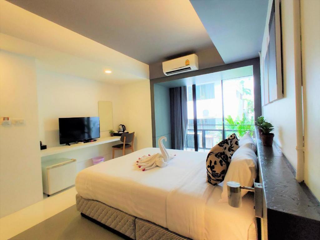 Silom Studios Бангкок Экстерьер фото